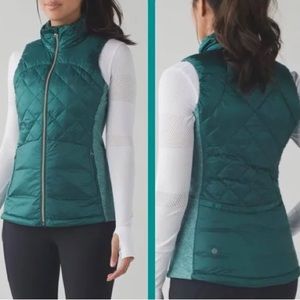 LULULEMON DOWN RUNNER VEST EMERALD GREEN SIZE 6